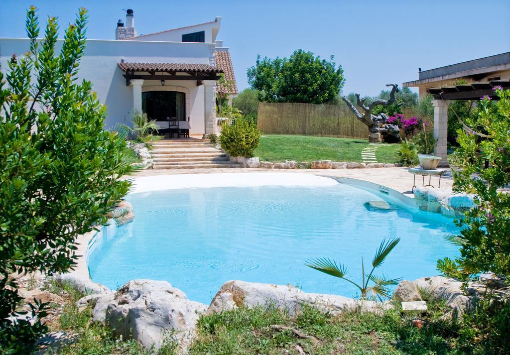 Colucci Villa *